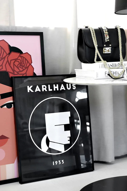 Frida wears Chanel Paper Provision